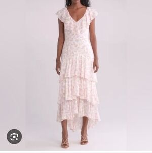 Wayf Ruffled Tiered V-Neck Maxi Dress - Light Pink Floral. Size M